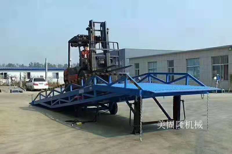 遂宁移动式登车桥价格