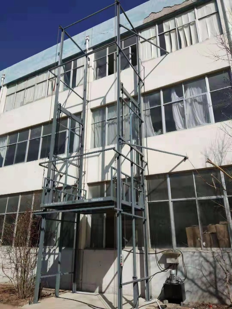 遂宁室外贴墙货梯